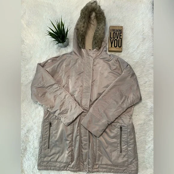 Banana Republic Mid-Length Jacket/Coat - Excellent Condition! - Picture 2 of 13